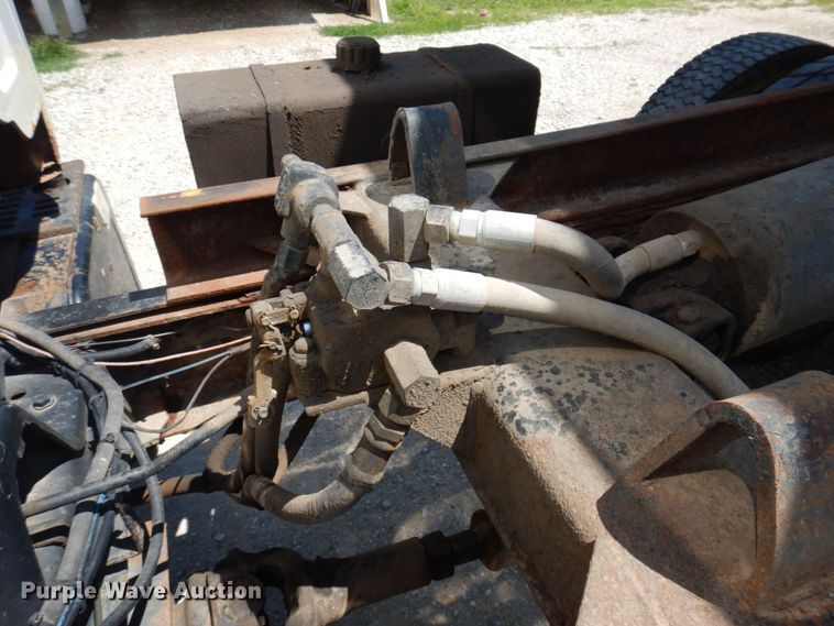 image for item DP5592 1992 Chevrolet Kodiak C6500  dump truck