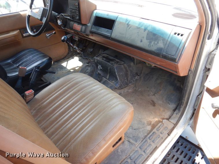 image for item DP5592 1992 Chevrolet Kodiak C6500  dump truck