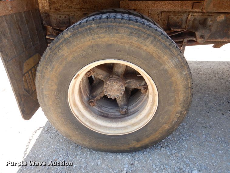 image for item DP5592 1992 Chevrolet Kodiak C6500  dump truck