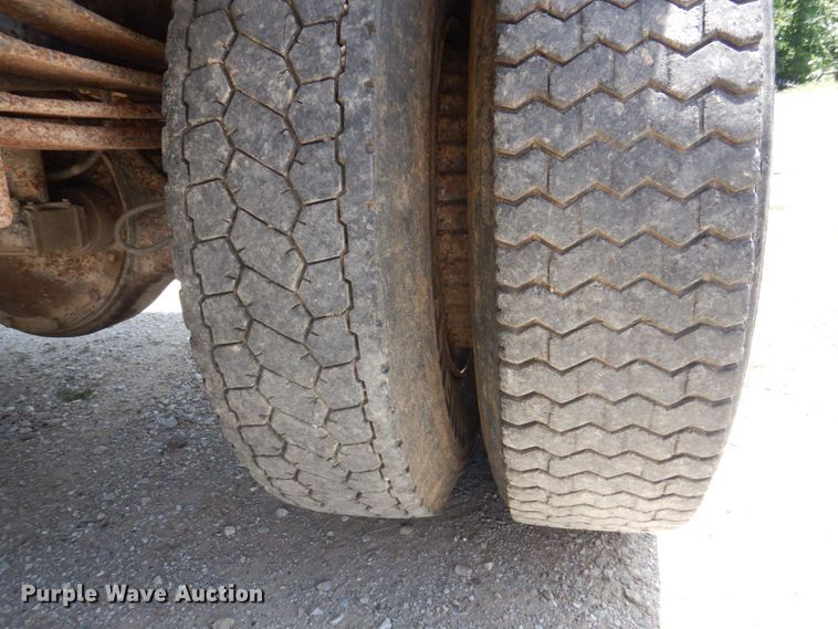 image for item DP5592 1992 Chevrolet Kodiak C6500  dump truck