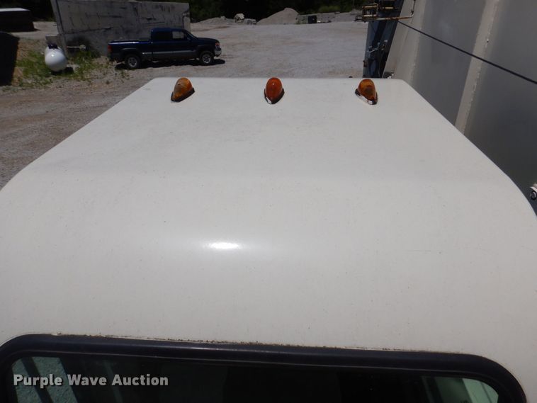 image for item DP5597 2001 Terex T335  crane