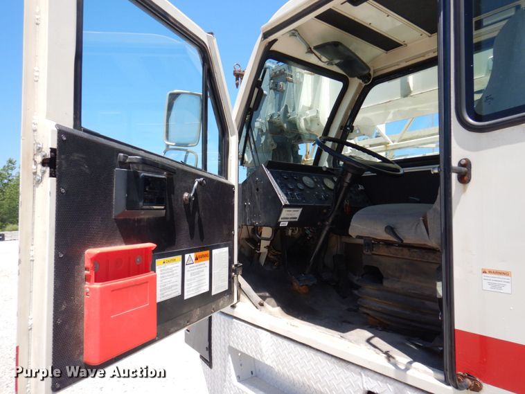 image for item DP5597 2001 Terex T335  crane