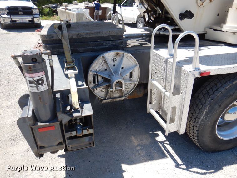 image for item DP5597 2001 Terex T335  crane