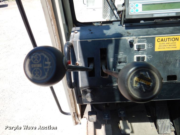 image for item DP5597 2001 Terex T335  crane