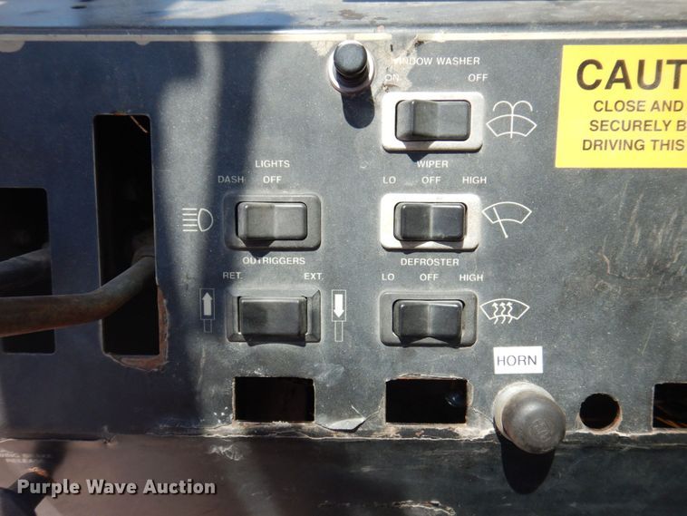 image for item DP5597 2001 Terex T335  crane