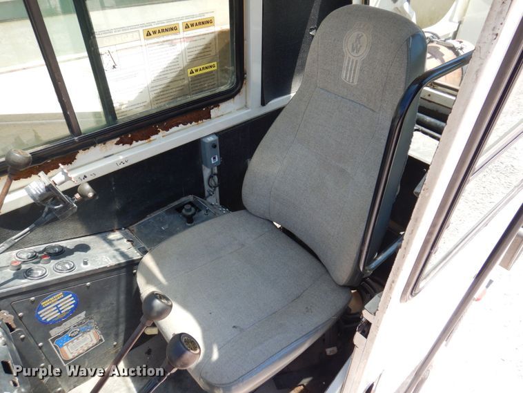 image for item DP5597 2001 Terex T335  crane