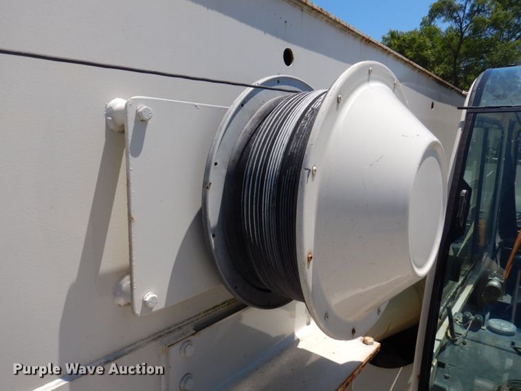 image for item DP5597 2001 Terex T335  crane