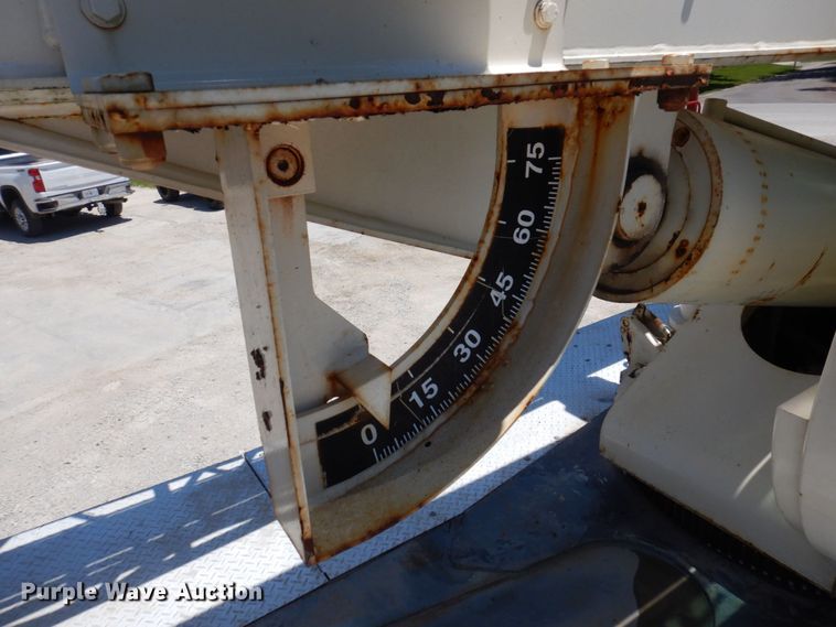 image for item DP5597 2001 Terex T335  crane