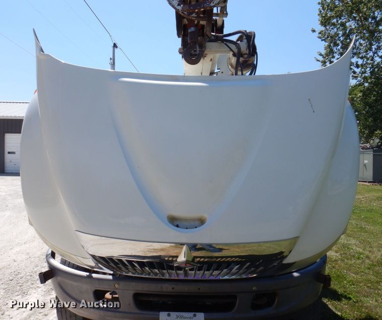 image for item DP5598 2005 International 4300 SBA  digger derrick truck