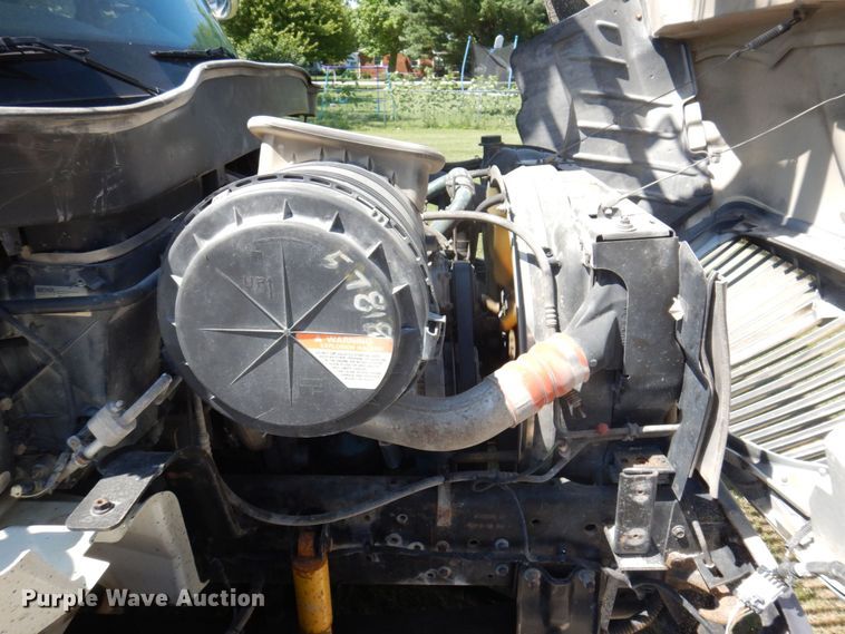 image for item DP5598 2005 International 4300 SBA  digger derrick truck