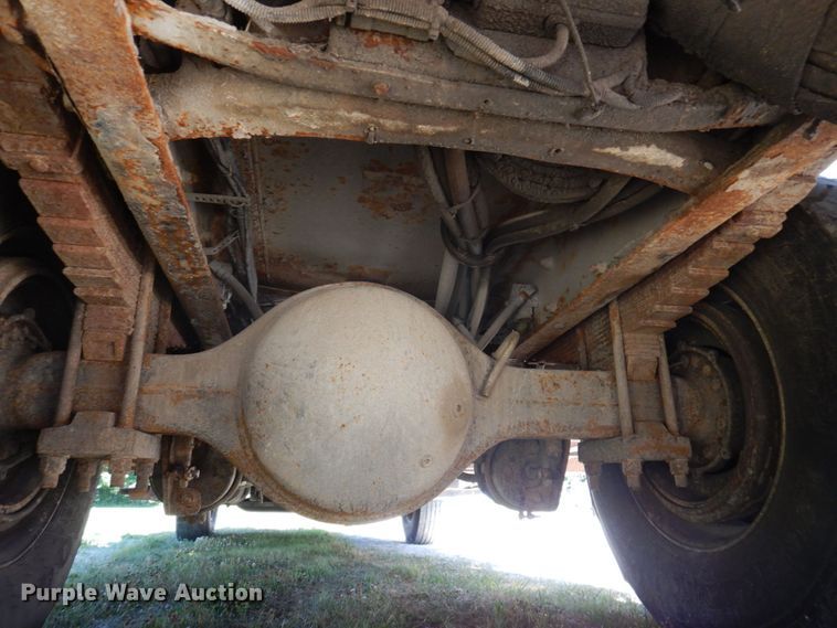 image for item DP5598 2005 International 4300 SBA  digger derrick truck