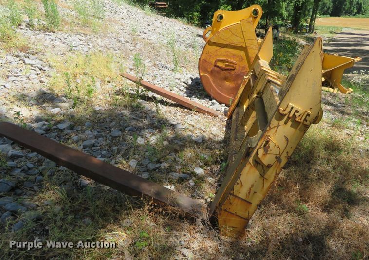 image for item DR0082 (2) JRP 644E forklift attachments