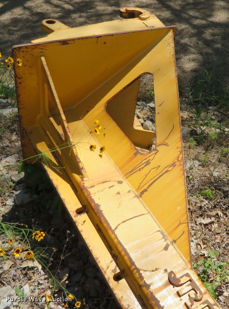 image for item DR0082 (2) JRP 644E forklift attachments