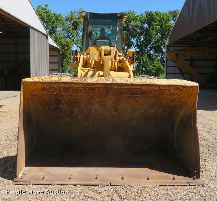 image for item DR0084 1992 John Deere 644E  wheel loader