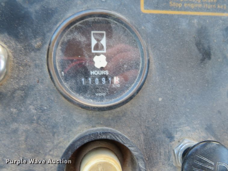 image for item DR0084 1992 John Deere 644E  wheel loader