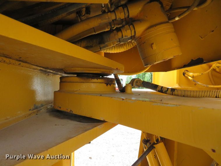 image for item DR0084 1992 John Deere 644E  wheel loader