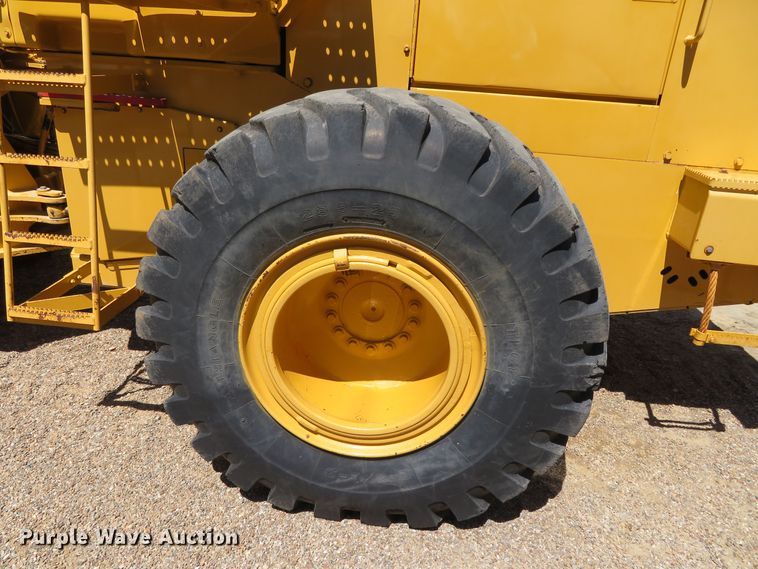 image for item DR0084 1992 John Deere 644E  wheel loader