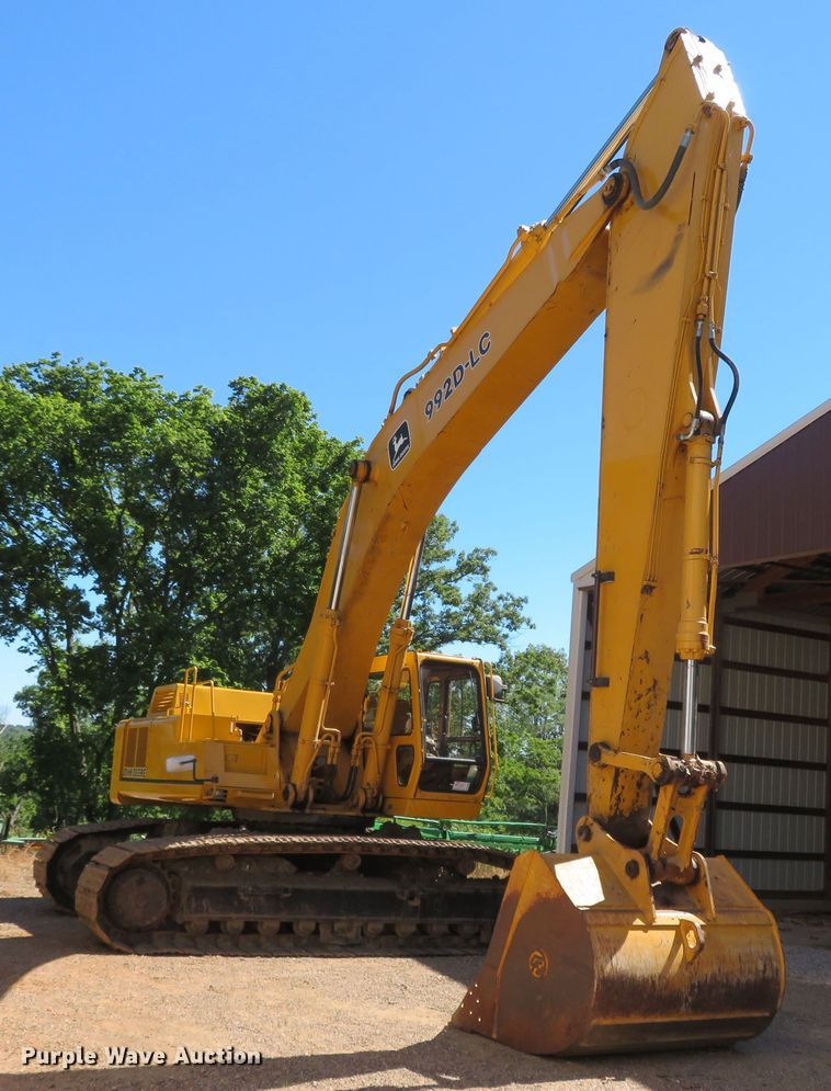 image for item DR0085 1990 John Deere 992D-LC  excavator