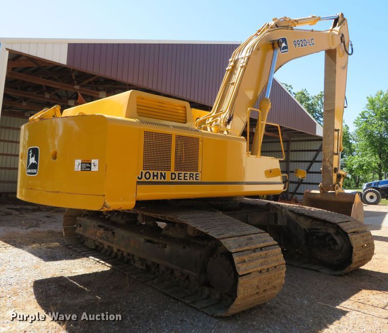 image for item DR0085 1990 John Deere 992D-LC  excavator
