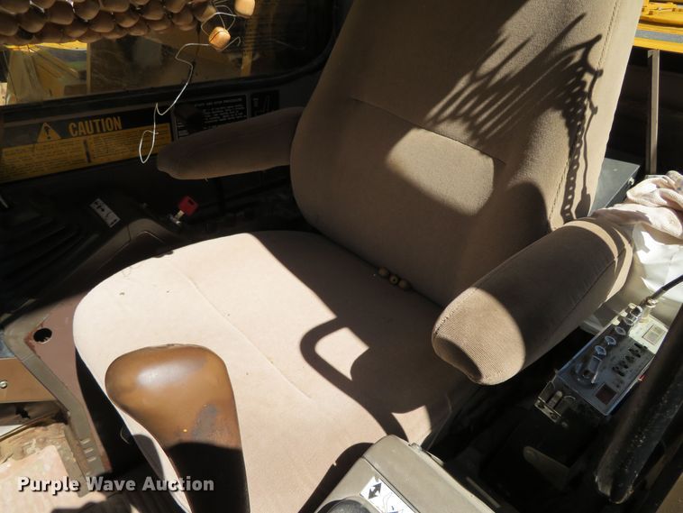 image for item DR0085 1990 John Deere 992D-LC  excavator