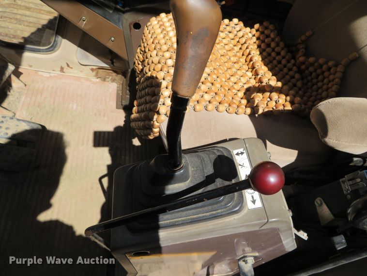 image for item DR0085 1990 John Deere 992D-LC  excavator