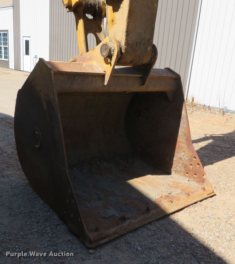 image for item DR0085 1990 John Deere 992D-LC  excavator