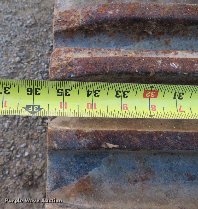 image for item DR0085 1990 John Deere 992D-LC  excavator