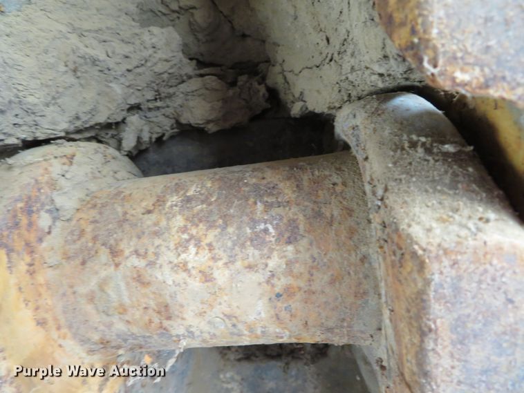 image for item DR0085 1990 John Deere 992D-LC  excavator