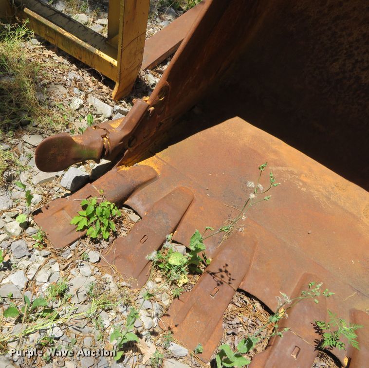 image for item DR0085 1990 John Deere 992D-LC  excavator