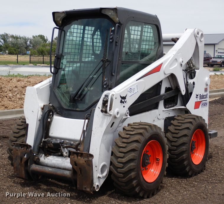 image for item DR1218 2015 Bobcat S650  skid steer loader