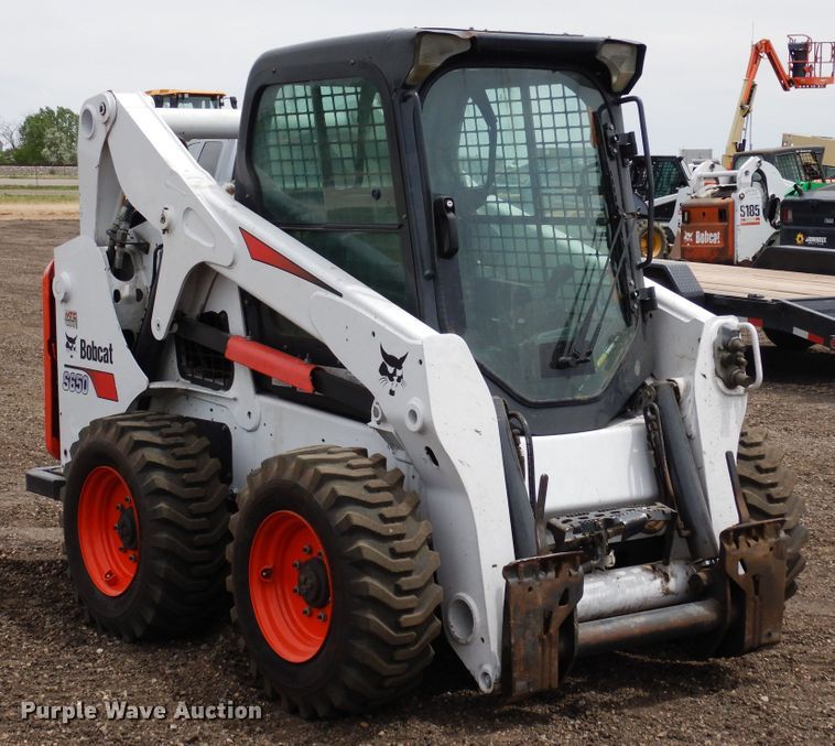 image for item DR1218 2015 Bobcat S650  skid steer loader