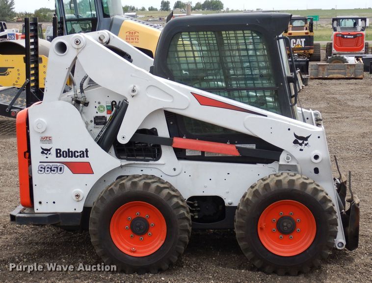 image for item DR1218 2015 Bobcat S650  skid steer loader