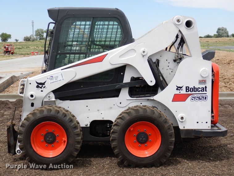 image for item DR1218 2015 Bobcat S650  skid steer loader