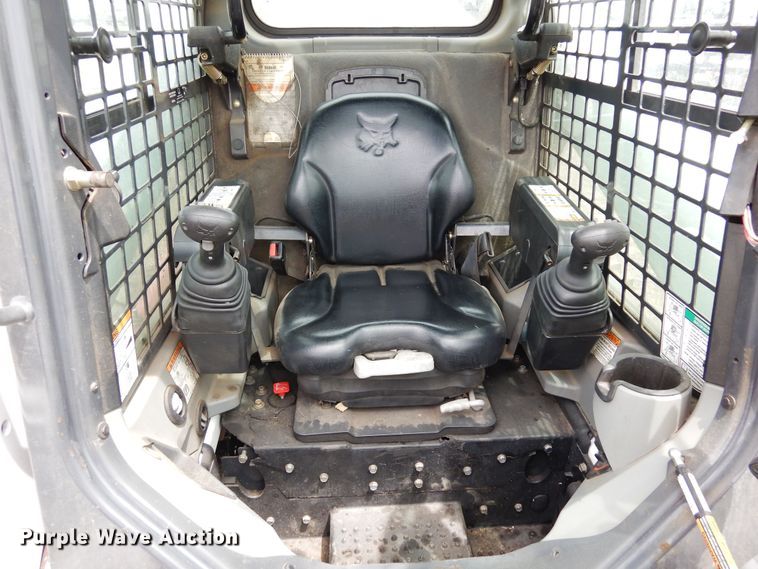 image for item DR1218 2015 Bobcat S650  skid steer loader