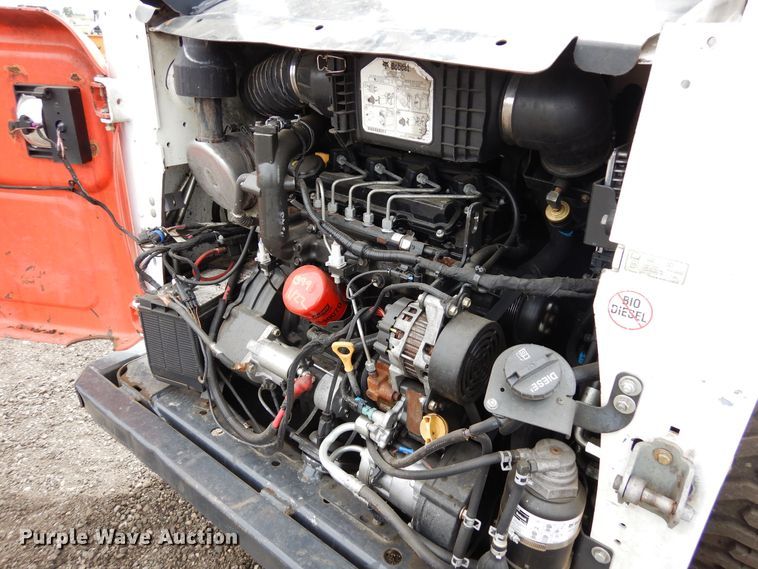 image for item DR1218 2015 Bobcat S650  skid steer loader