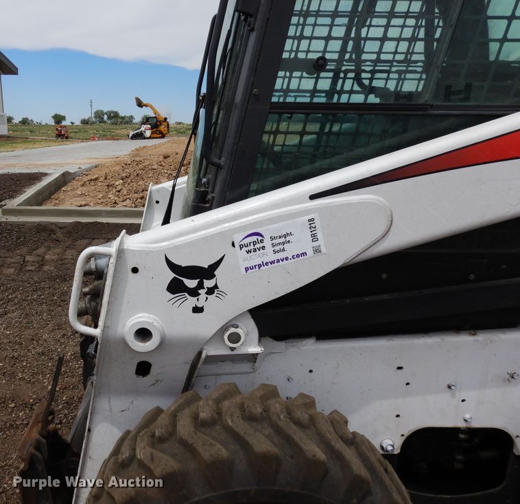 image for item DR1218 2015 Bobcat S650  skid steer loader