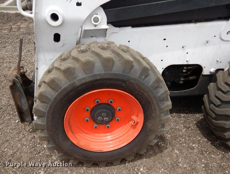 image for item DR1218 2015 Bobcat S650  skid steer loader