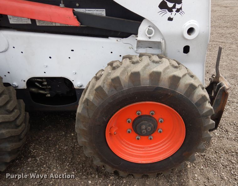 image for item DR1218 2015 Bobcat S650  skid steer loader