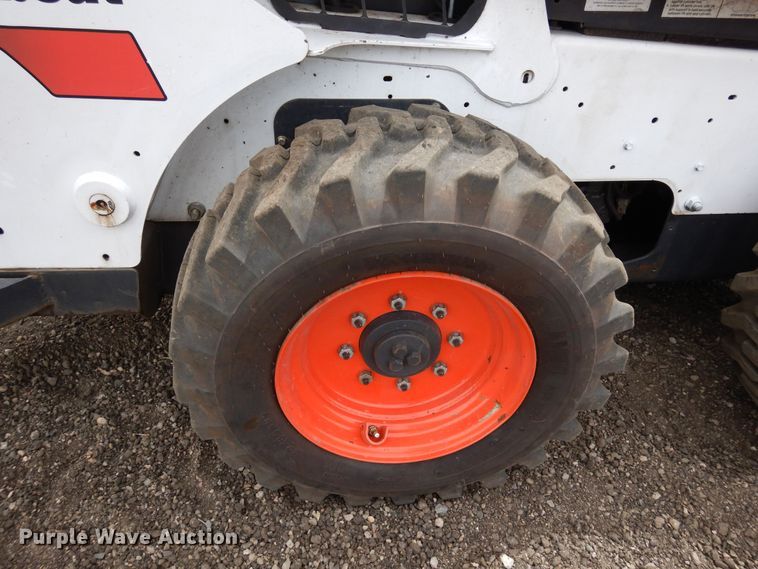 image for item DR1218 2015 Bobcat S650  skid steer loader