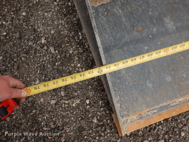 image for item DR1219 2020 Bobcat S740  skid steer loader