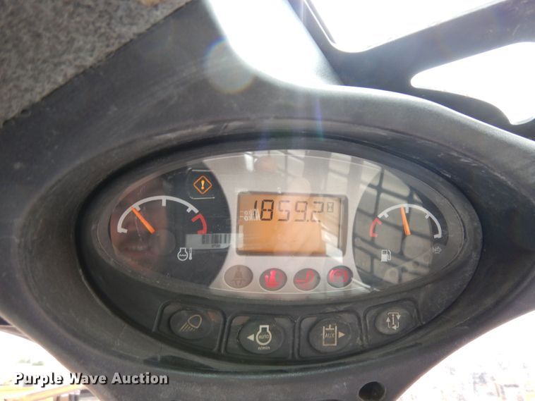 image for item DR1219 2020 Bobcat S740  skid steer loader