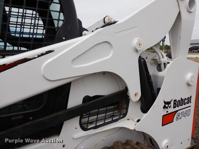 image for item DR1219 2020 Bobcat S740  skid steer loader