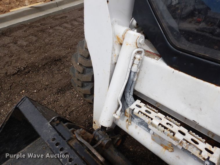 image for item DR1219 2020 Bobcat S740  skid steer loader