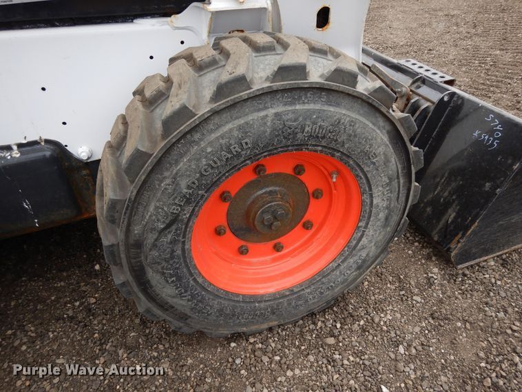 image for item DR1219 2020 Bobcat S740  skid steer loader