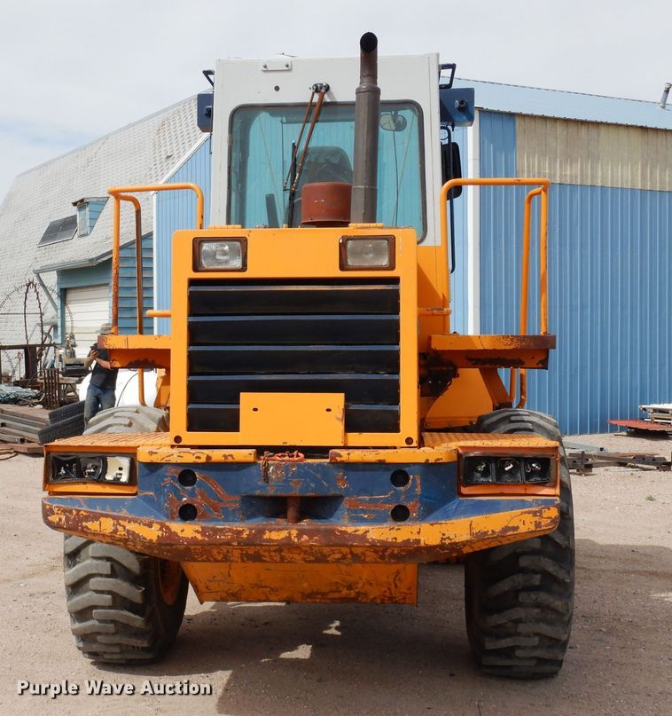 image for item DR1223 1996 Samsung SL120-2  wheel loader