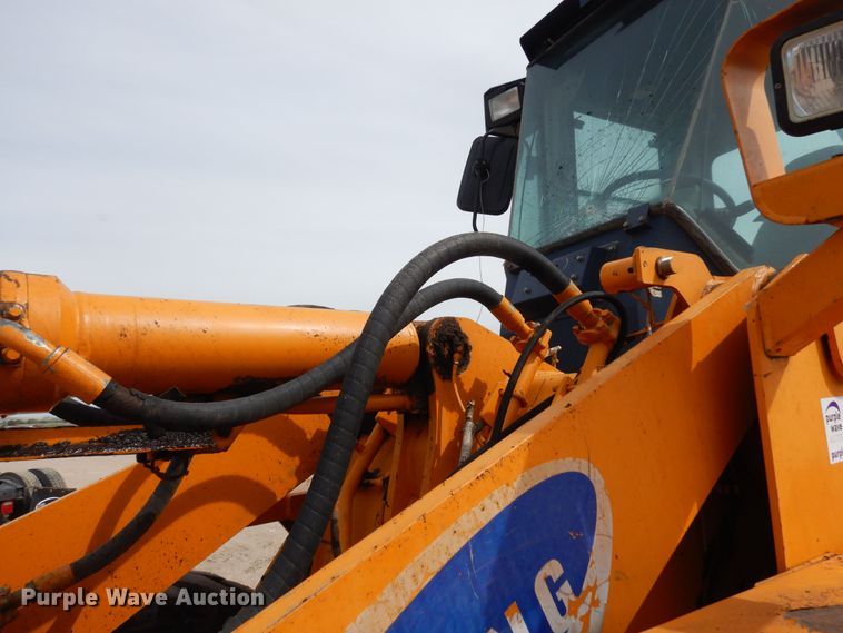 image for item DR1223 1996 Samsung SL120-2  wheel loader