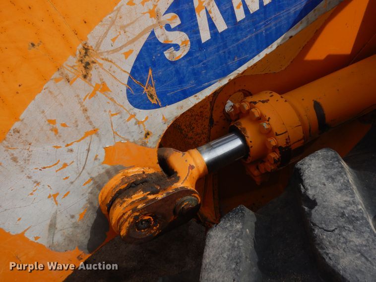 image for item DR1223 1996 Samsung SL120-2  wheel loader