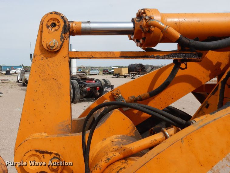 image for item DR1223 1996 Samsung SL120-2  wheel loader