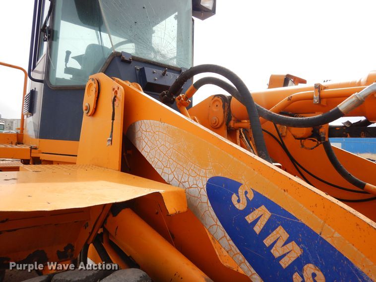 image for item DR1223 1996 Samsung SL120-2  wheel loader