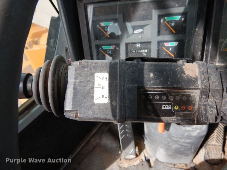 image for item DR1223 1996 Samsung SL120-2  wheel loader